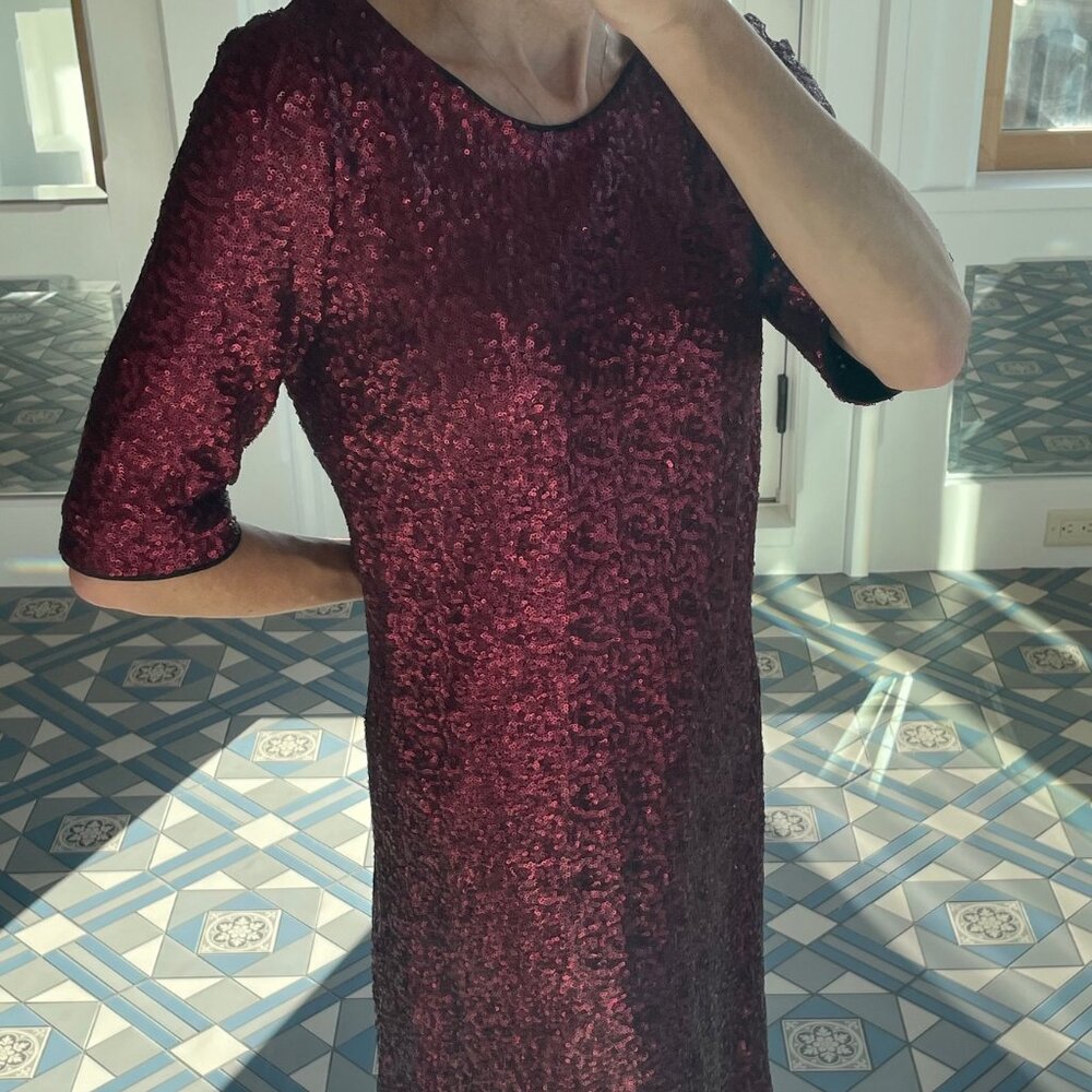 Betsey Johnson dress, ombré red sequins, size 10 - Picture 4 of 6